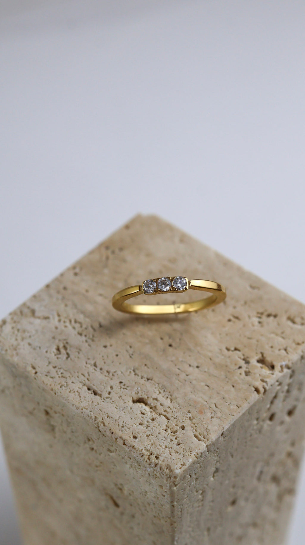 Elle Ring