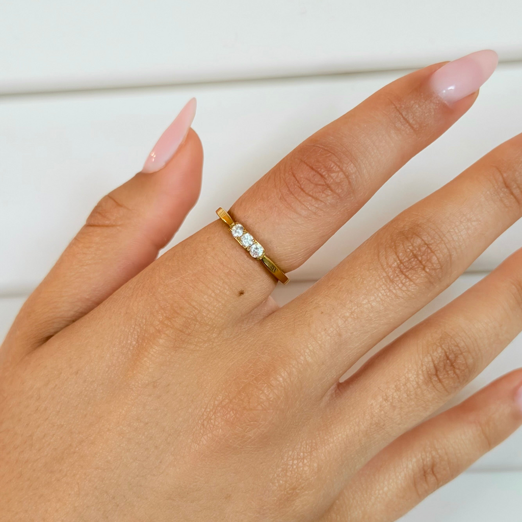 Elle Ring