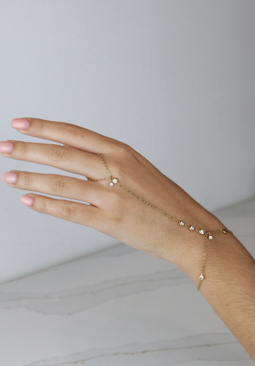Amaya Hand Chain